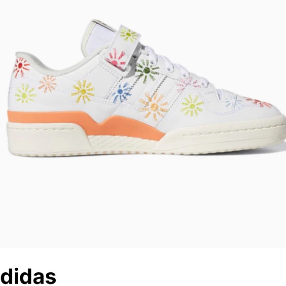 Adidas Forum Low Top Size Men's 5.5 = Women's 7.5 -  NIB - Picture 2 of 7